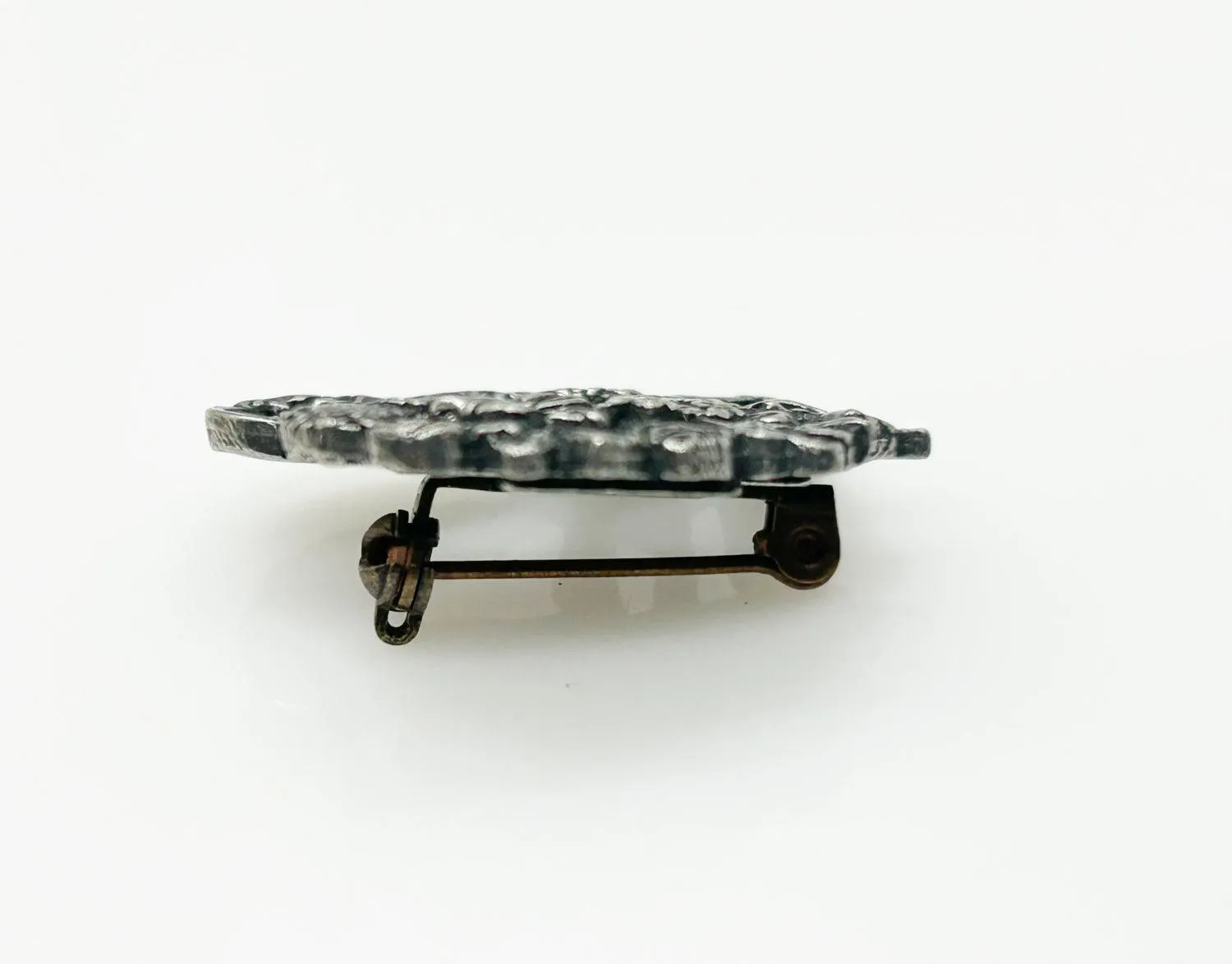 Birds and Blooms Wheelbarrow Brooch (2001)