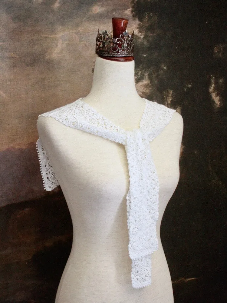 Historically Inspired Floral Crochet Folk Shawl / Capelet in White