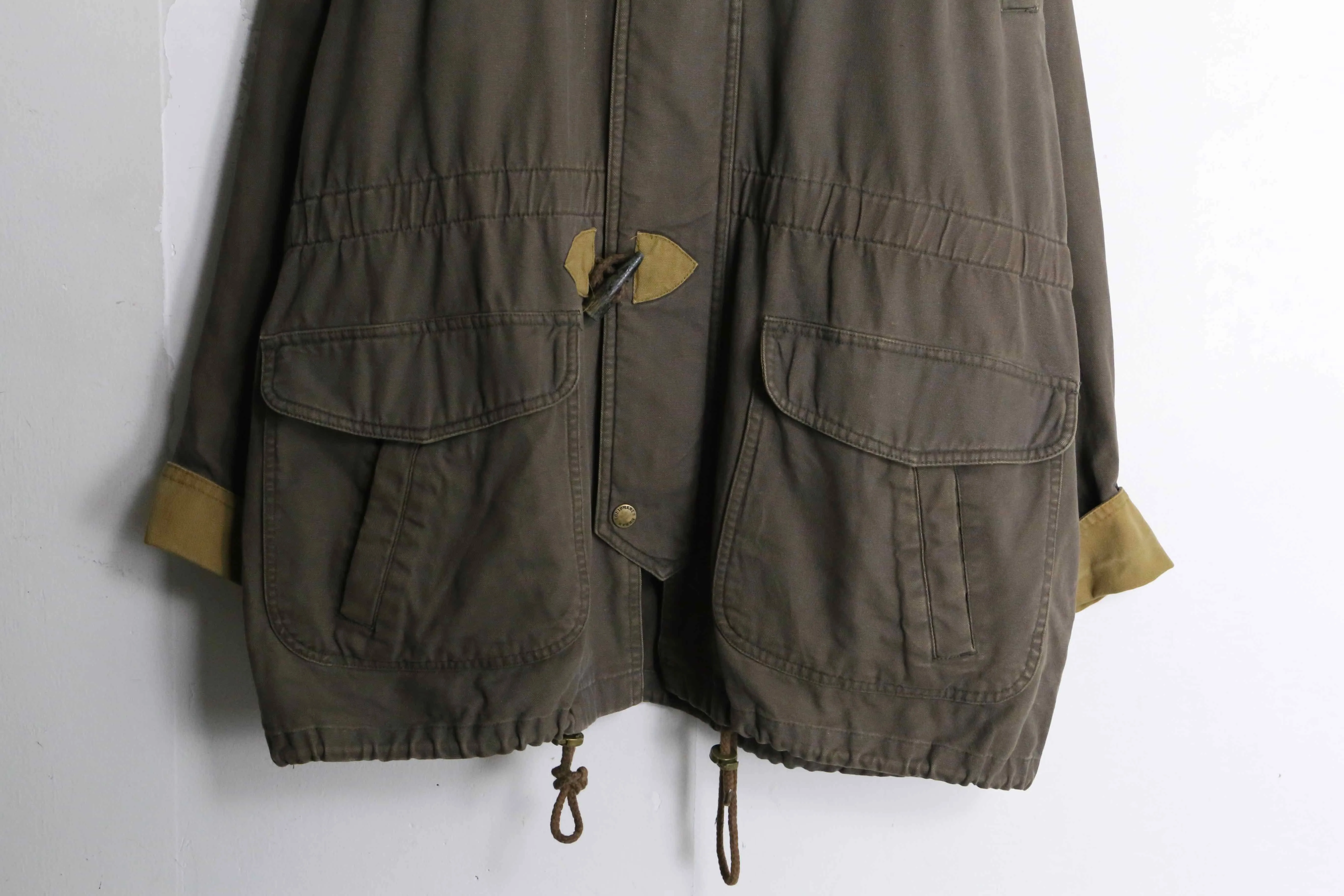 hunting motif khaki color duffel coat