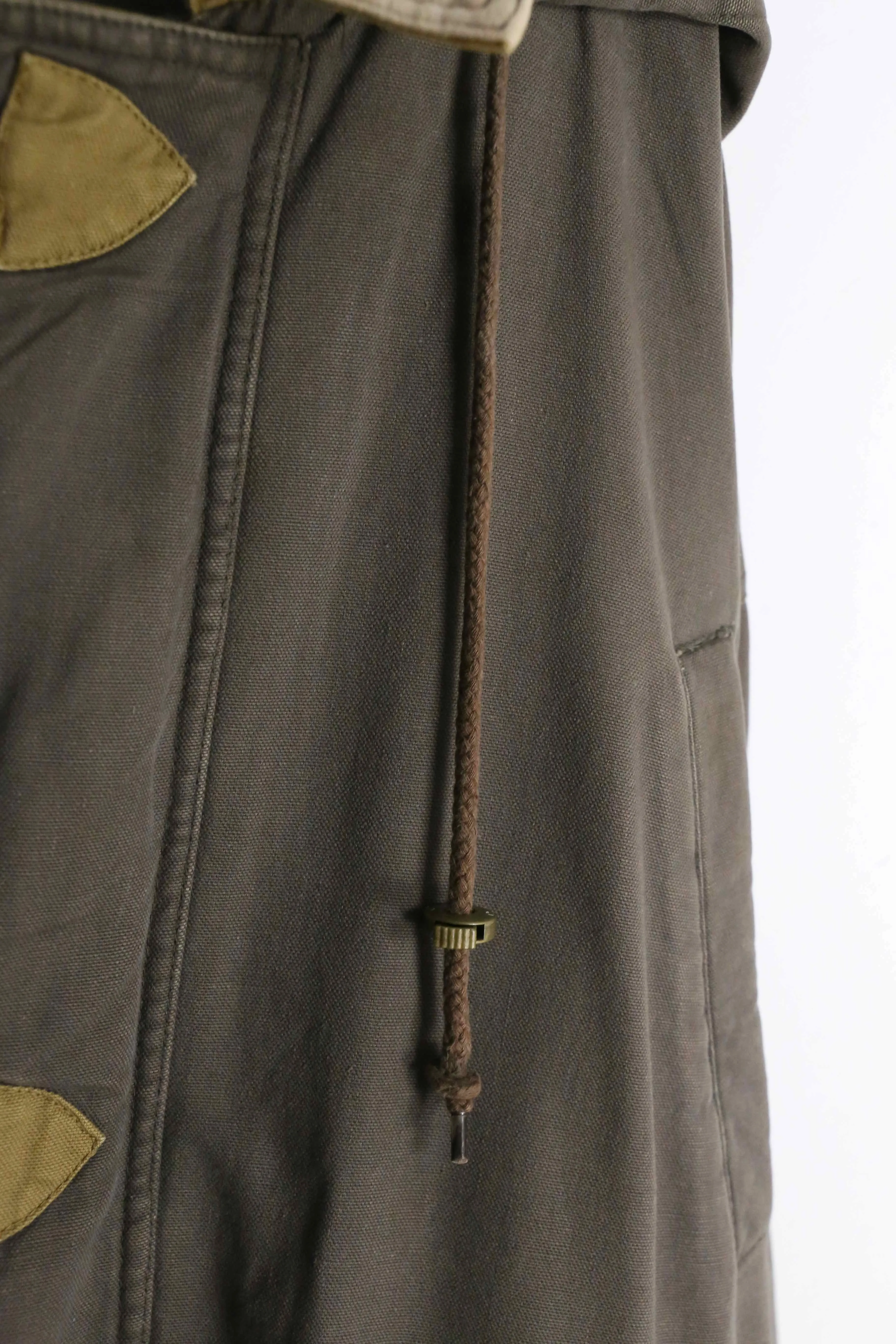 hunting motif khaki color duffel coat