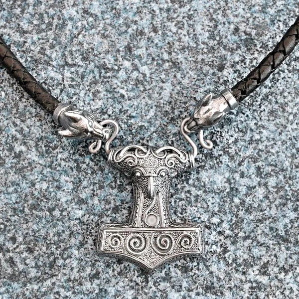 Mjolnir and Wolf Heads Necklace - Pewter