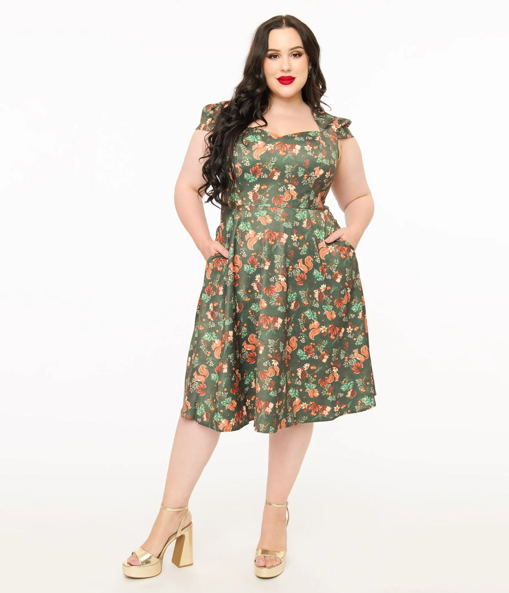 Voodoo Vixen Plus Size 1950s Green Woodland Creatures Print Swing Dress