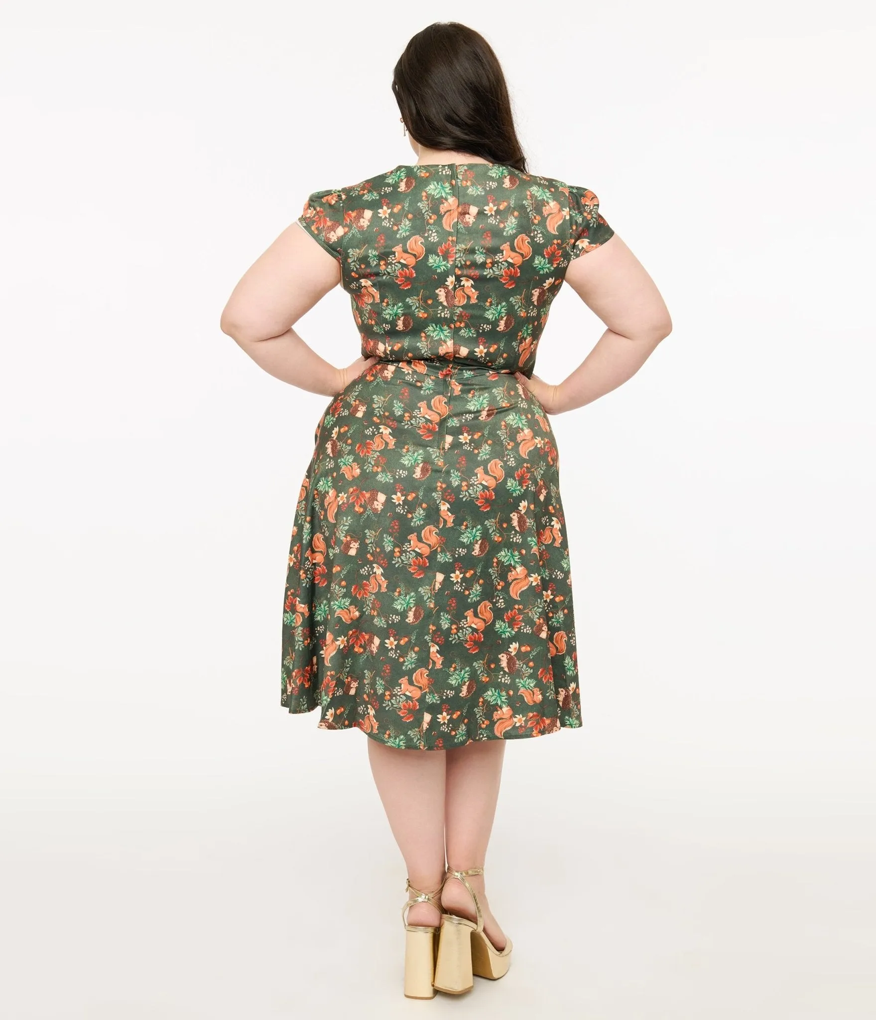 Voodoo Vixen Plus Size 1950s Green Woodland Creatures Print Swing Dress