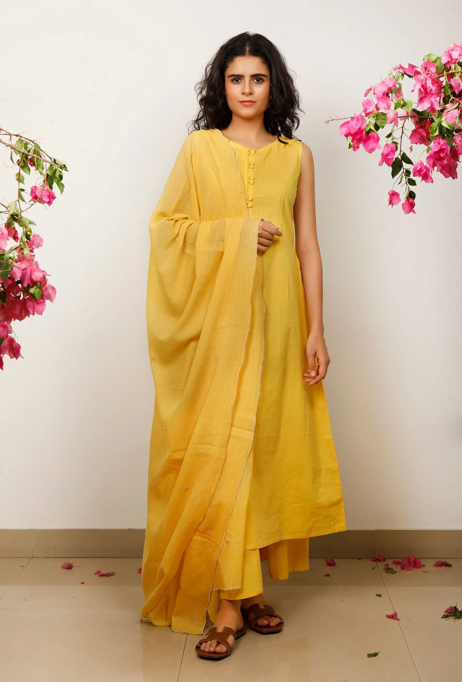 Yellow embroidered Kota Dupatta